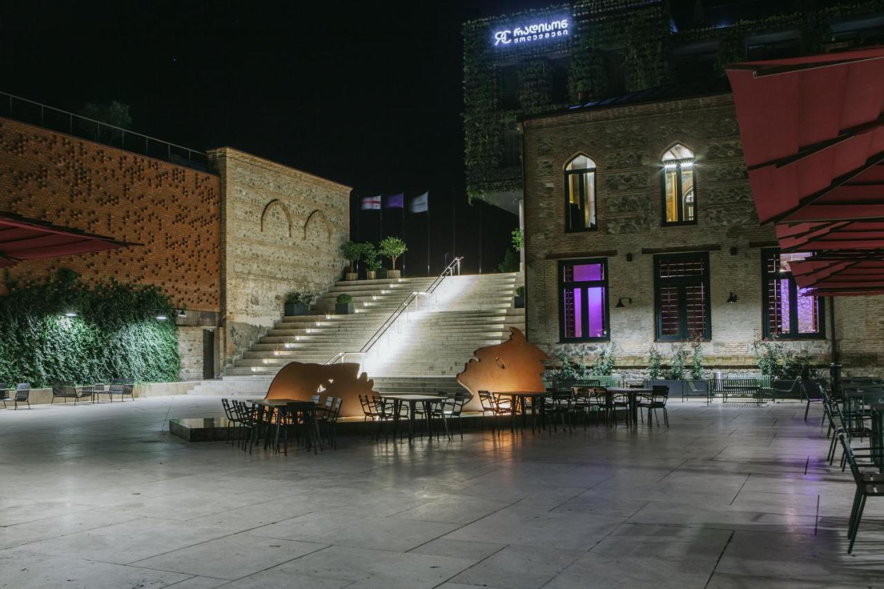 Отель Radisson Tsinandali Экстерьер фото The courtyard of the museum